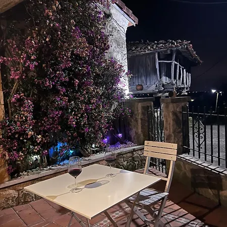 El Caracol Azul Del Plano * Pola de Siero